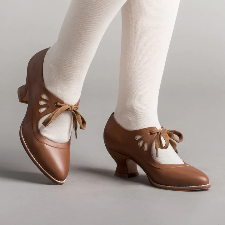 Women’s Low-Heeled Shoes with Cutouts and Lacing Detail