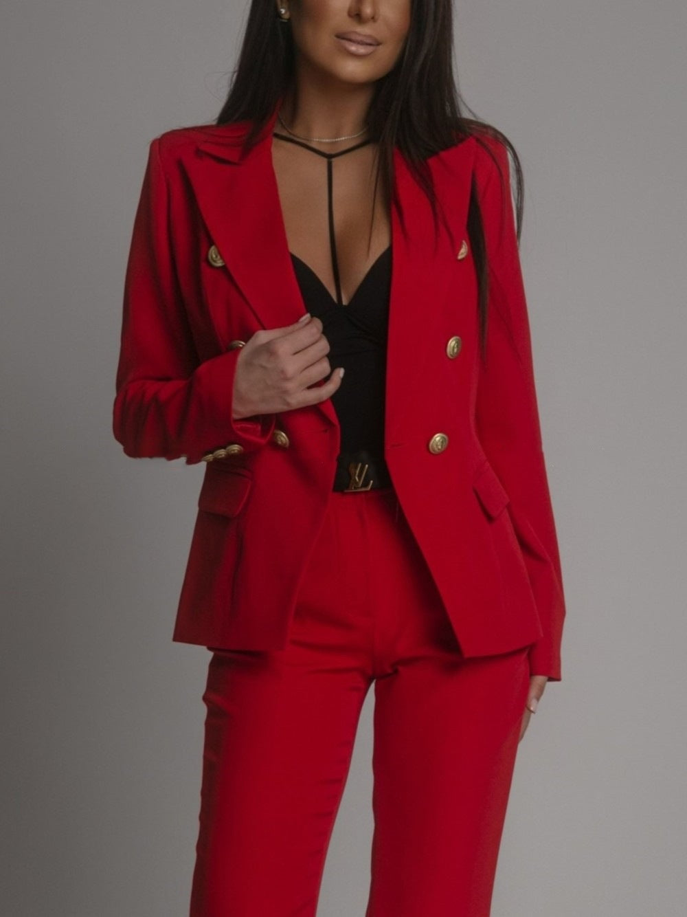 Elly Two-Piece Women’s Suit – Timeless Elegance with Modern Versatility