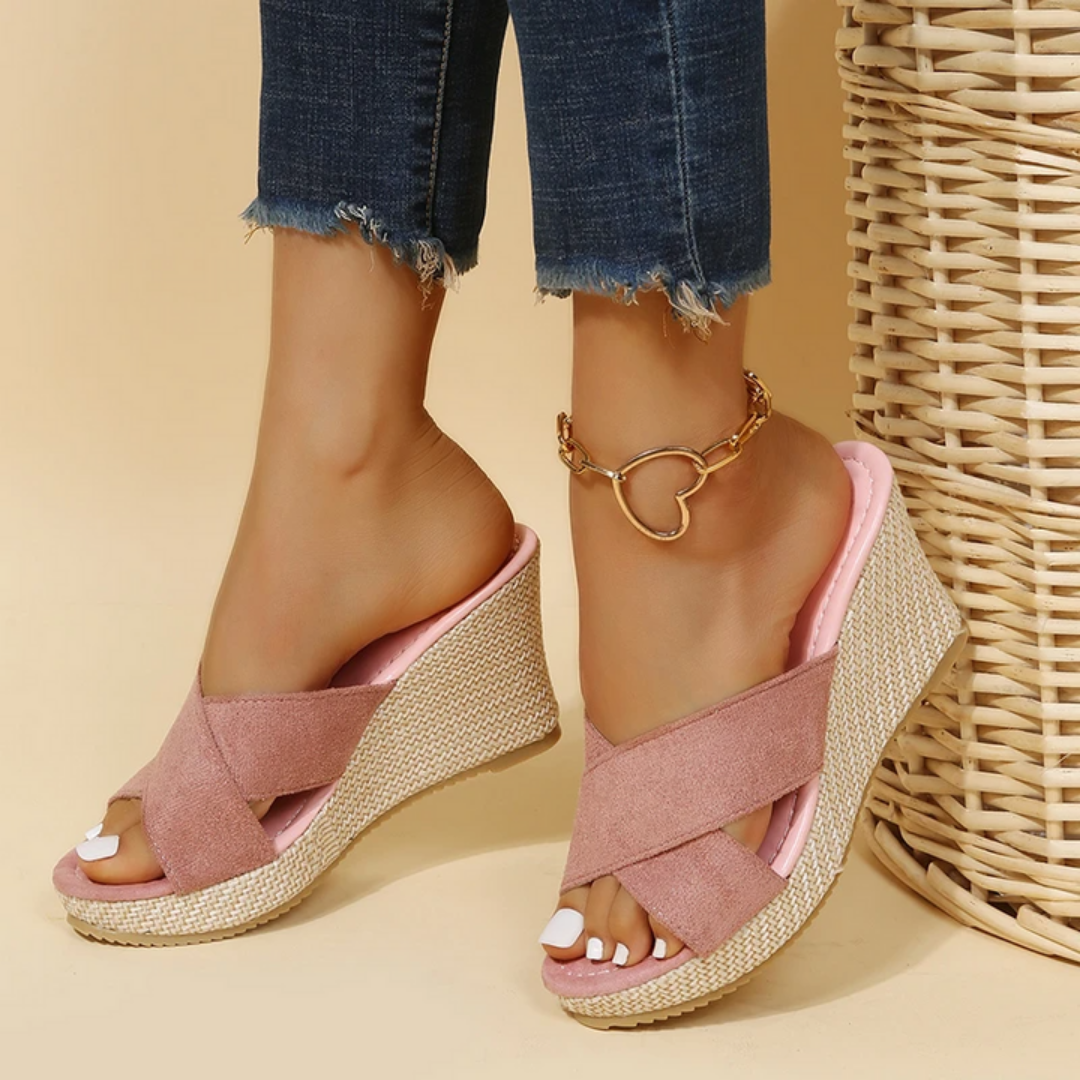 Women’s Open-Toe Platform Wedge Sandals with Crisscross Straps