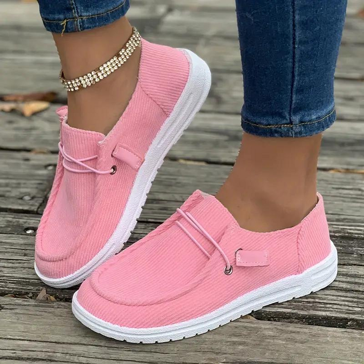Women’s Low-Top Lace-Up Shoes with Textured Upper