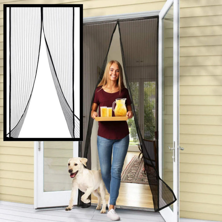 Magnetic Screen Door – Hands-Free Insect Barrier
