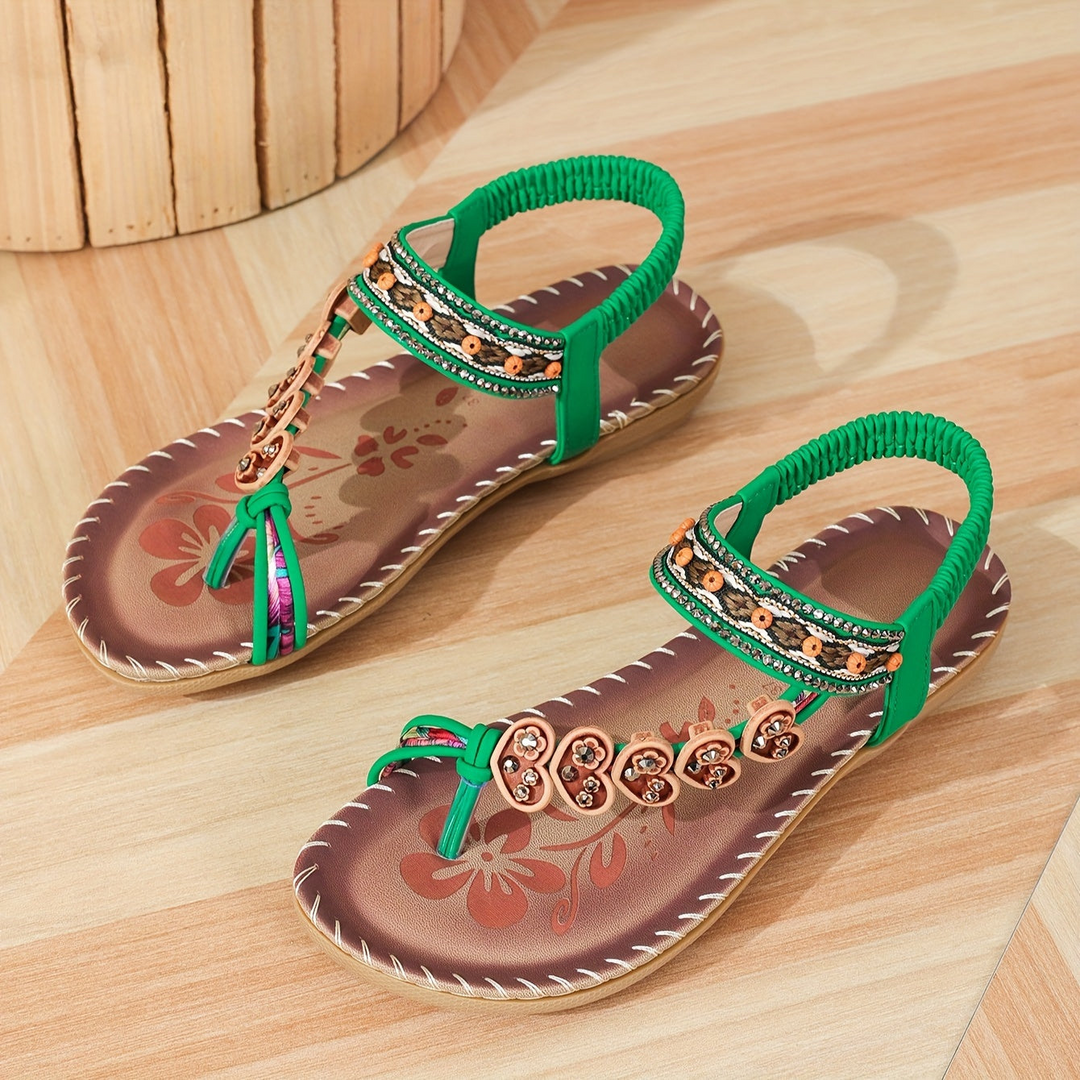 Women’s Thong Sandals with Heart Pattern Straps