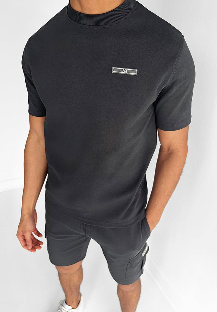 Men’s Athletic T-Shirt and Shorts Set with Cargo Pockets
