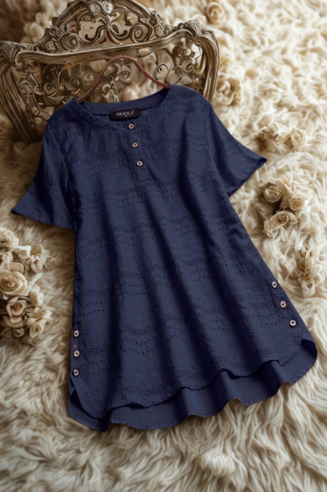 Women's Short-Sleeve Button-Down Shirt