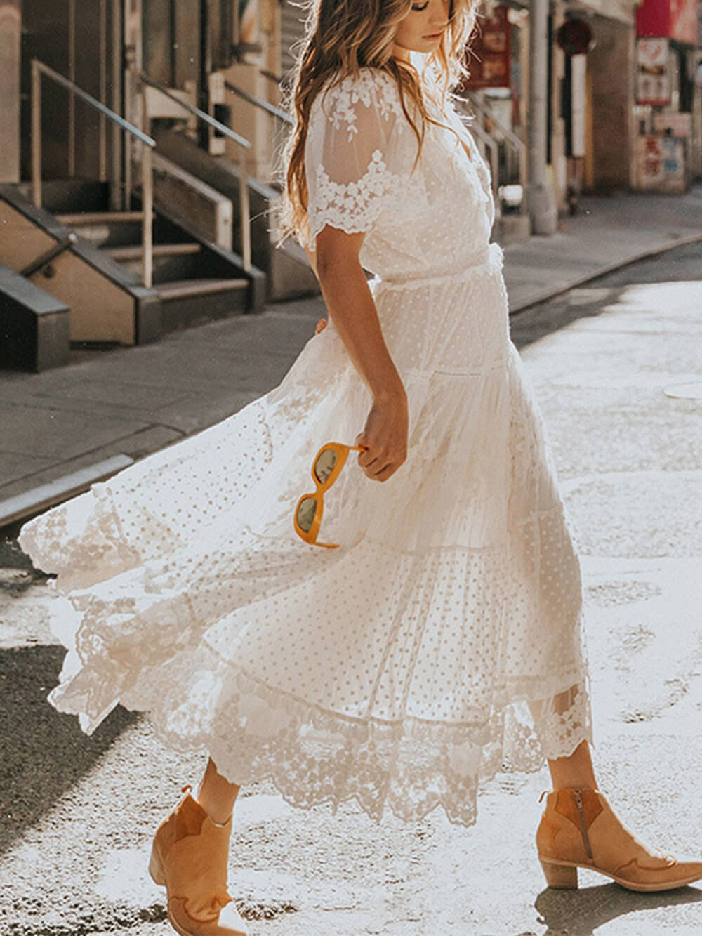 Women’s Short Sleeve Lace Midi Dress with V-Neck and Tiered Skirt