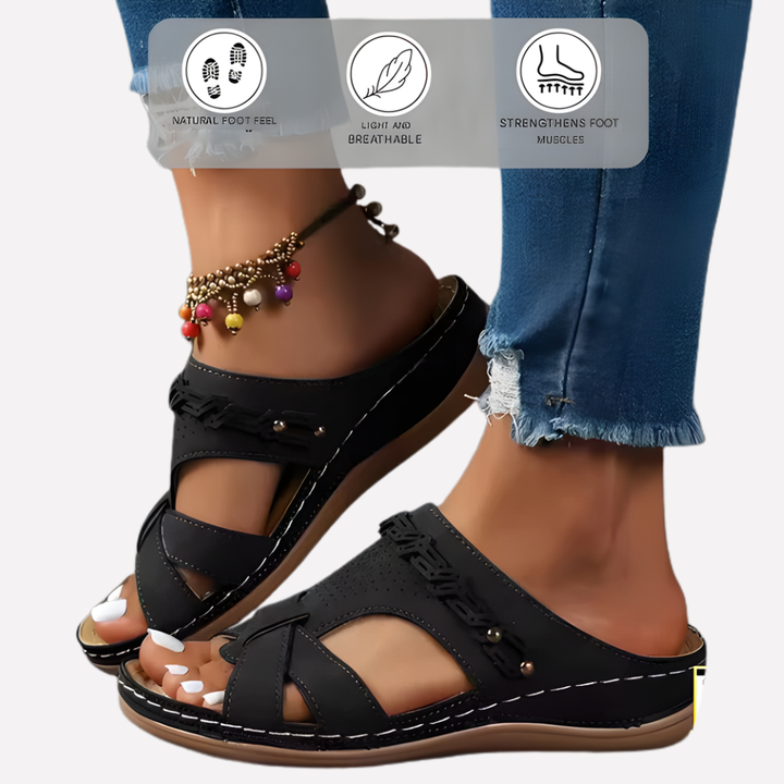 Men’s Sandals – Functional Slip-On Design for Daily Use