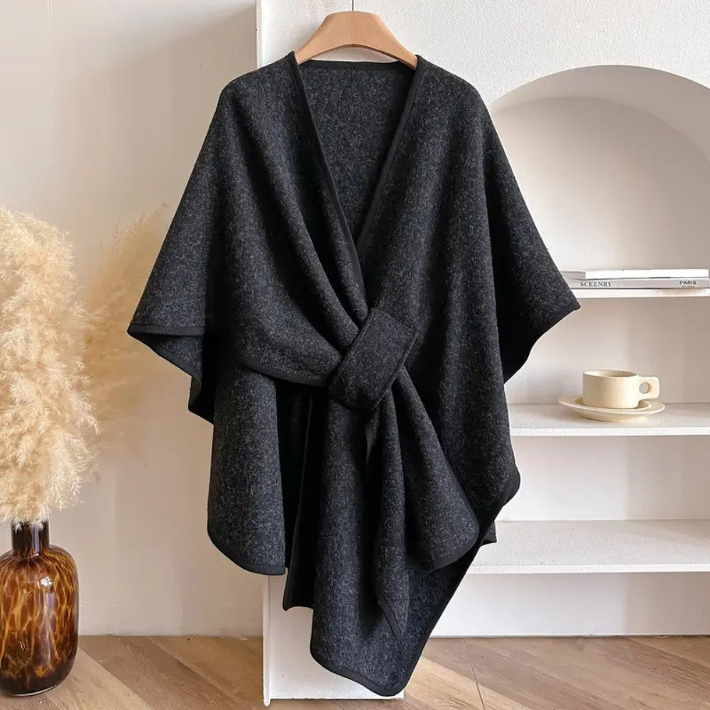 Women’s Windproof Shawl Coat – Cozy Elegance and Stylish Protection