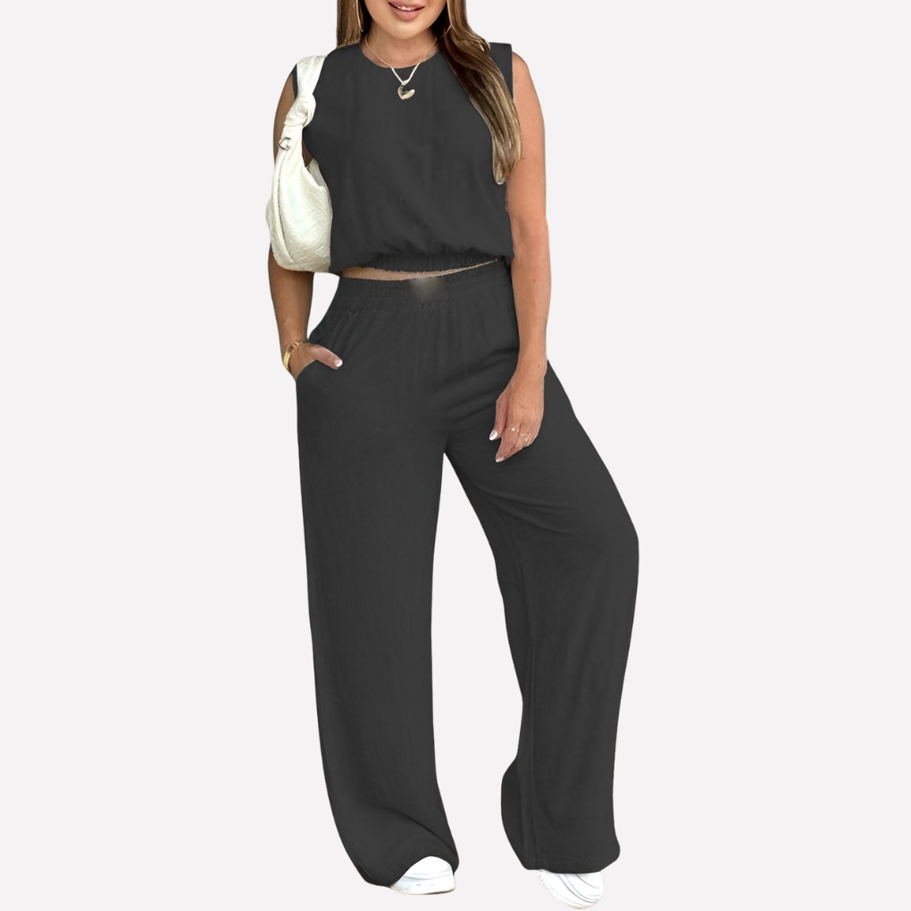 Women’s Two-Piece Everyday Outfit