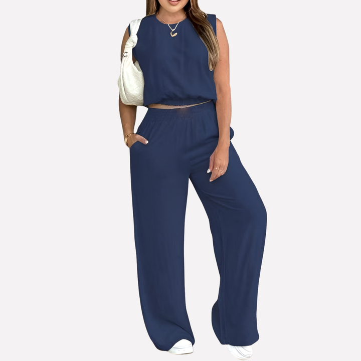 Women’s Two-Piece Everyday Outfit