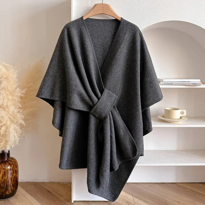 Women’s Windproof Shawl Coat – Cozy Elegance and Stylish Protection