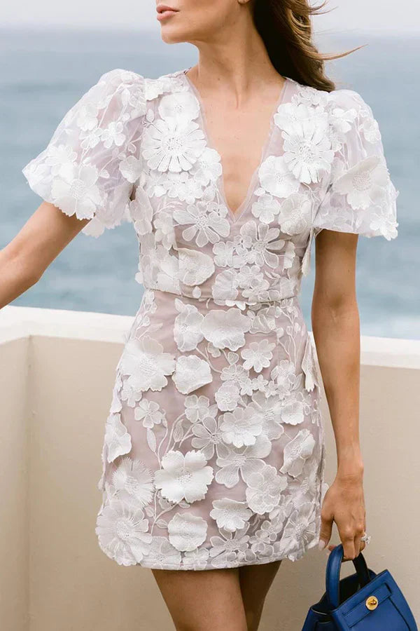 Women's Floral Mini Dress with V-Neck and Puff Sleeves