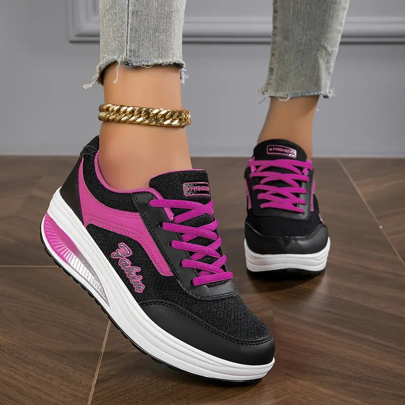 Women’s Low-Top Lace-Up Sneakers