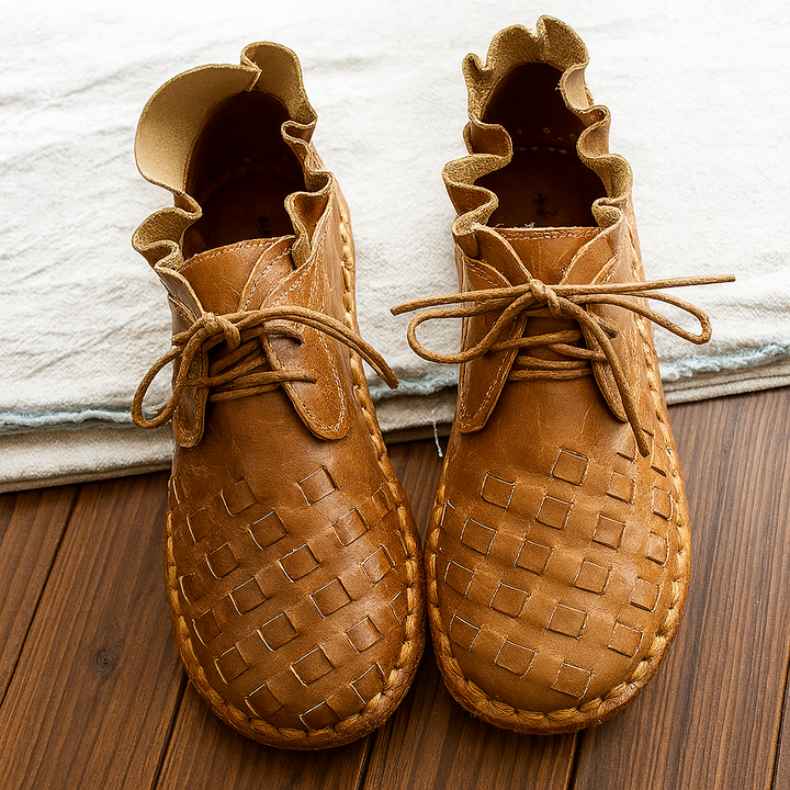 Retro Mori Girl Style with Artistic Flair Handmade Cowhide Flats