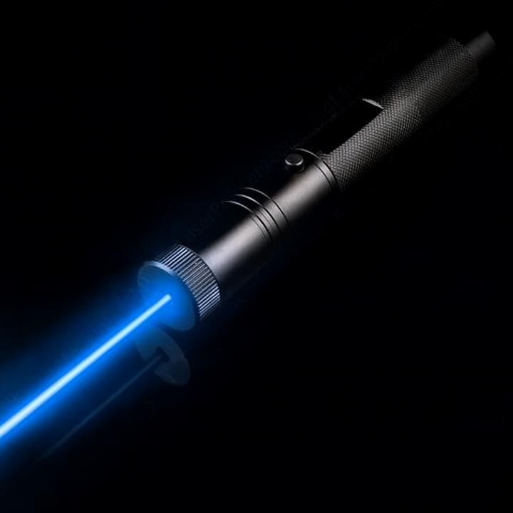 Long-Distance Precision Laser Pointer