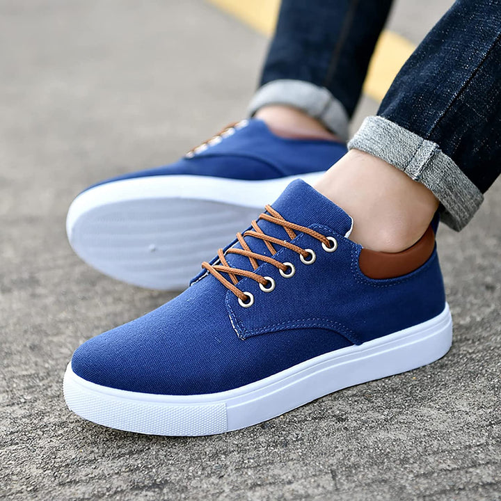 Men’s Low-Top Canvas Sneakers with Lace-Up Closure