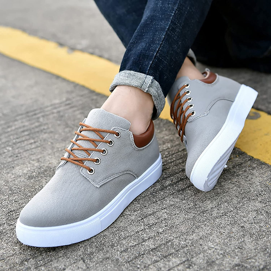 Men’s Low-Top Canvas Sneakers with Lace-Up Closure