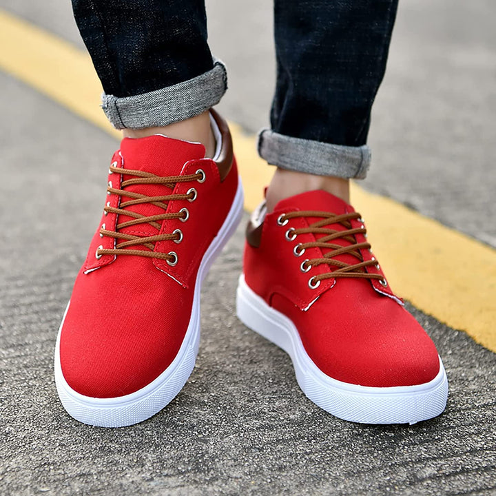 Men’s Low-Top Canvas Sneakers with Lace-Up Closure
