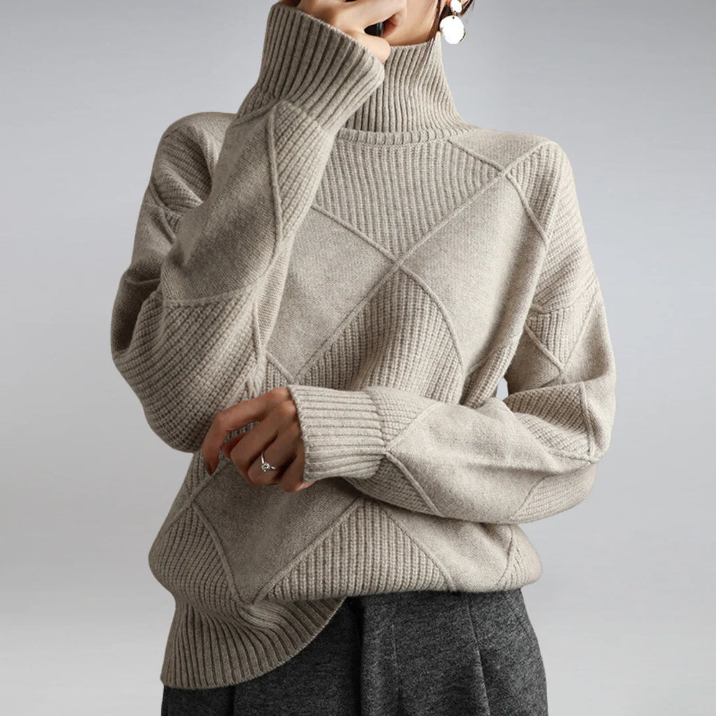 Luxurious Women's fine wool Turtleneck Sweater