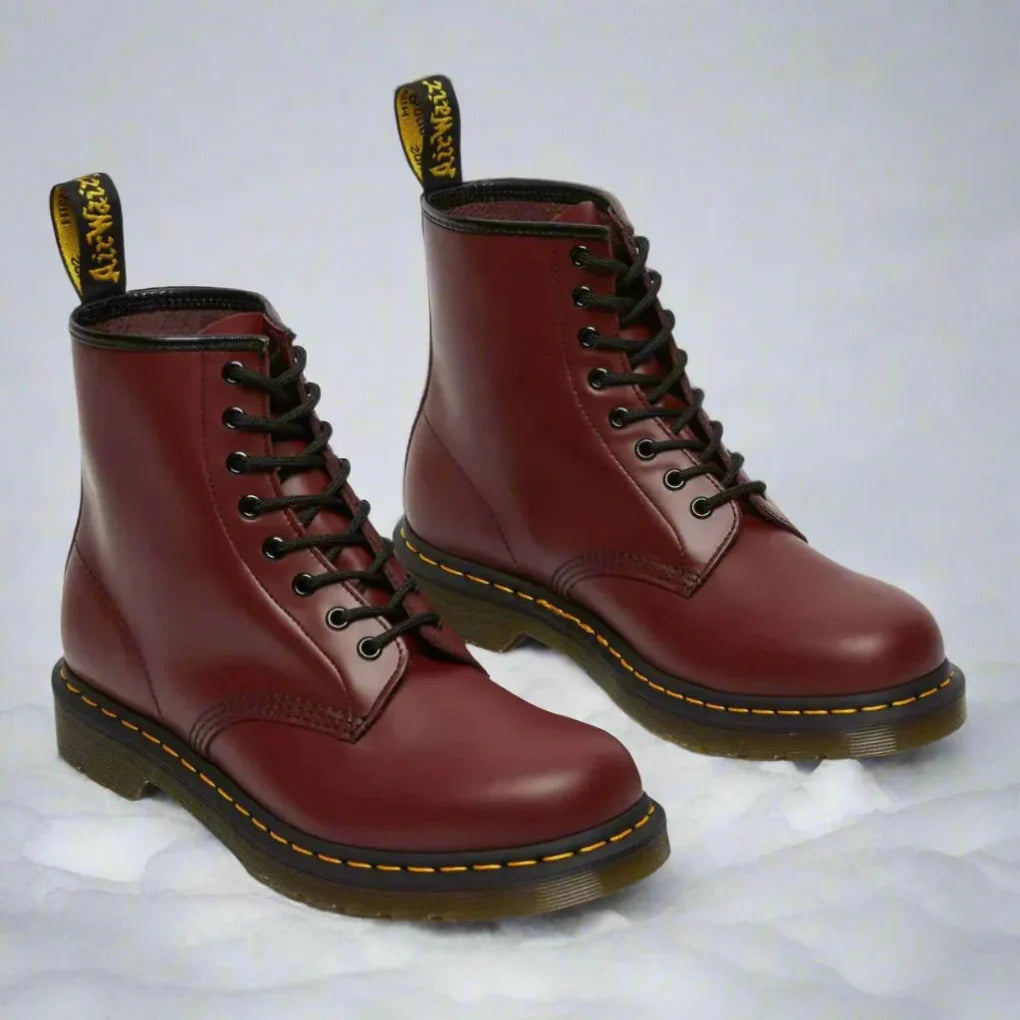Women’s Elegant and Classic Lace‑Up Boots