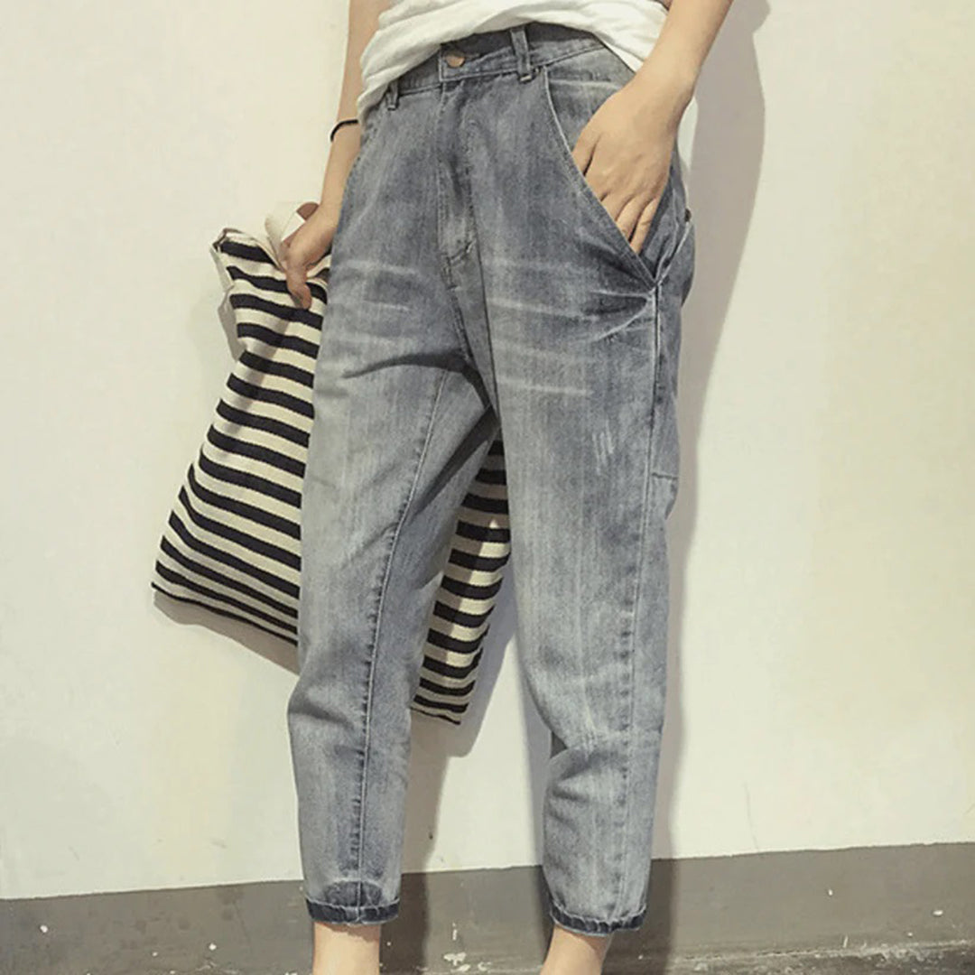 Women’s Cropped Denim Pants