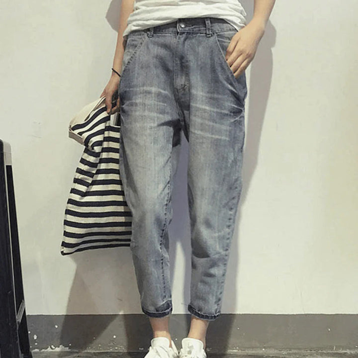 Women’s Cropped Denim Pants