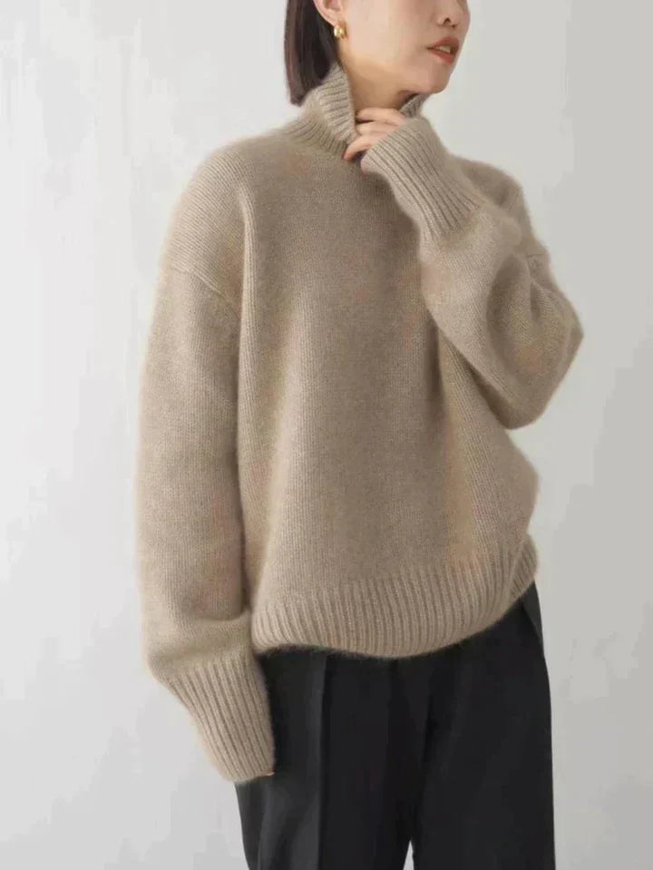 100% Cashmere Turtleneck Sweater – Timeless Elegance and Comfort