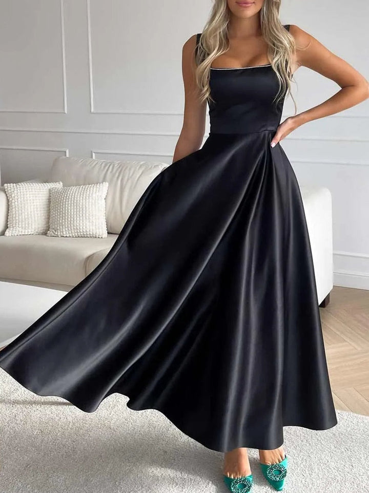 Women’s Summer Midi Dress with Square Neck and Sleeveless Cut
