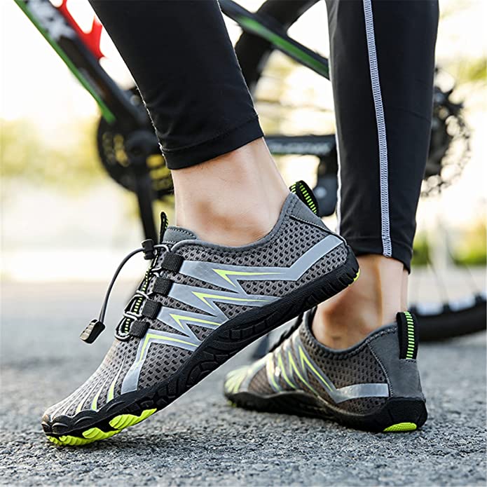 Men’s Low-Cut Summer Shoes with Mesh Upper and Lace Closure
