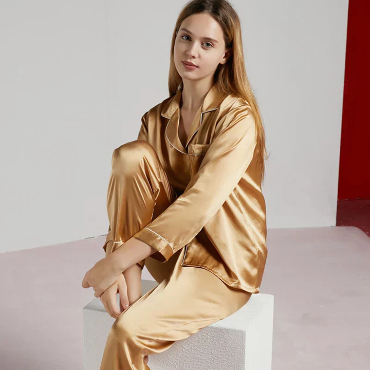 Silk Pyjamas – Elegant Nightwear for Women