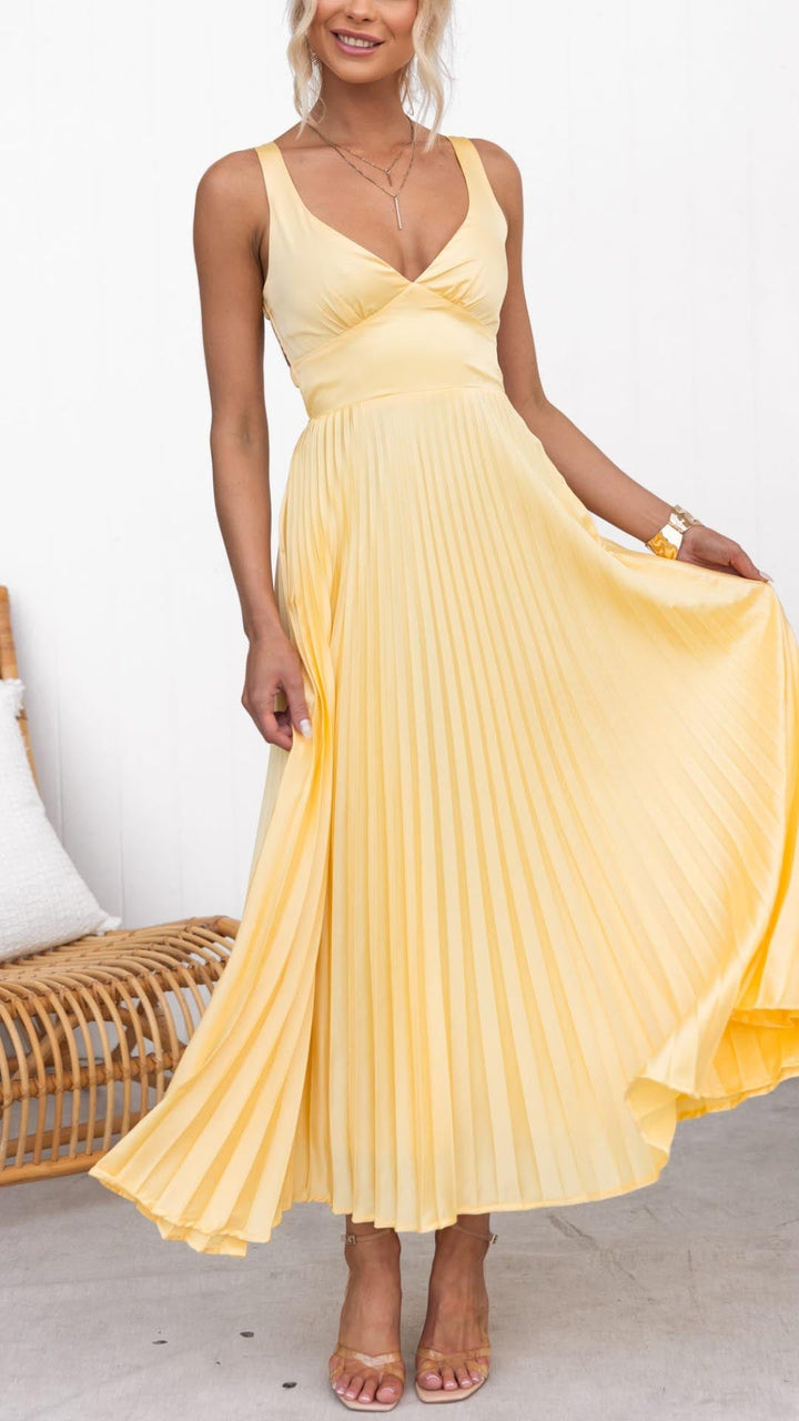 Women's Pleated Maxi Dress with V-Neck and Open Back Detail