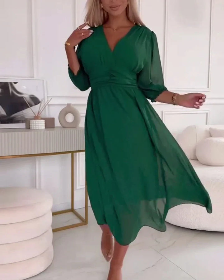 Women’s Midi Dress with V-neck and Three-Quarter Sleeves