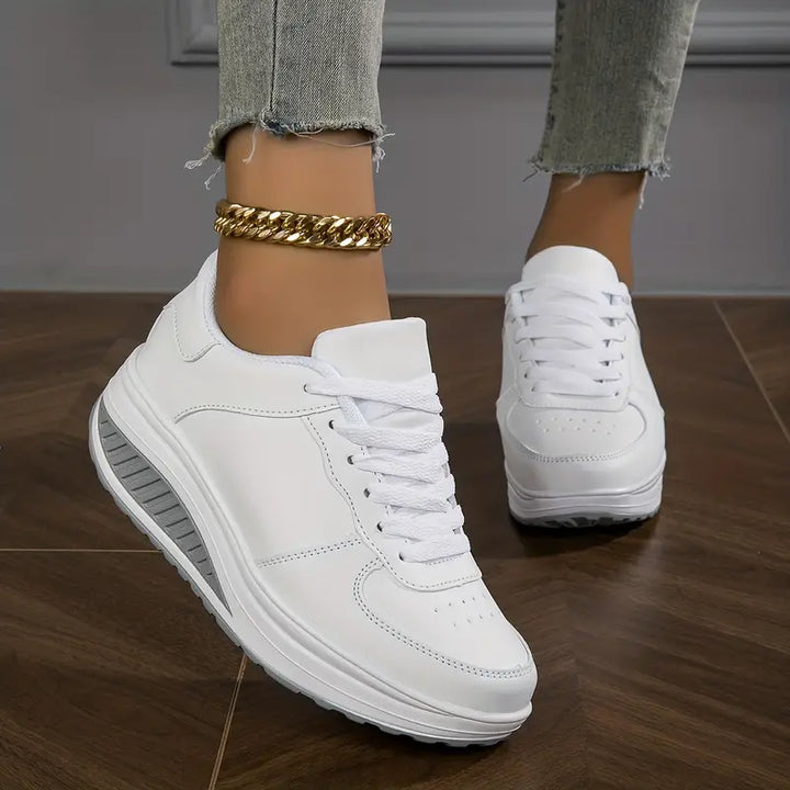 Women’s Low-Top Lace-Up Sneakers