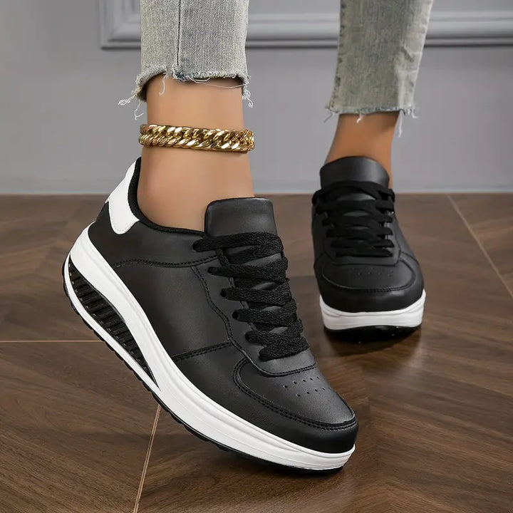 Women’s Low-Top Lace-Up Sneakers
