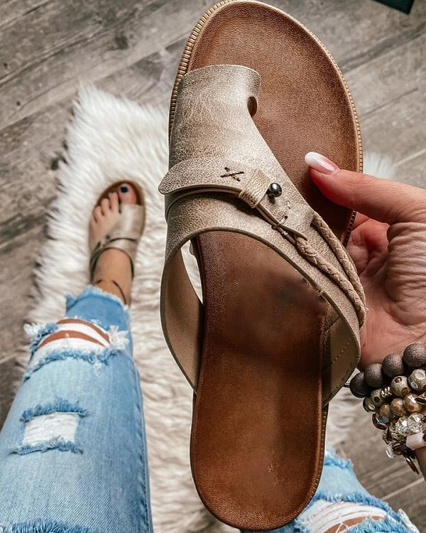Women’s Slip-On Sandals with Toe Loop