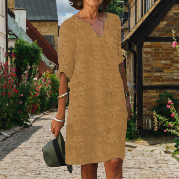 Amber Dress – Timeless Elegance and Effortless Comfort